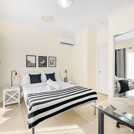 Lovely Tiny Home At Sunnybank Cbd On Street Parking Brisbane Eksteriør bilde